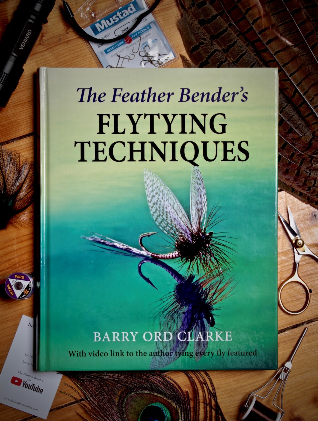 Flytying for beginners: Learn all the basic by Ord Clarke